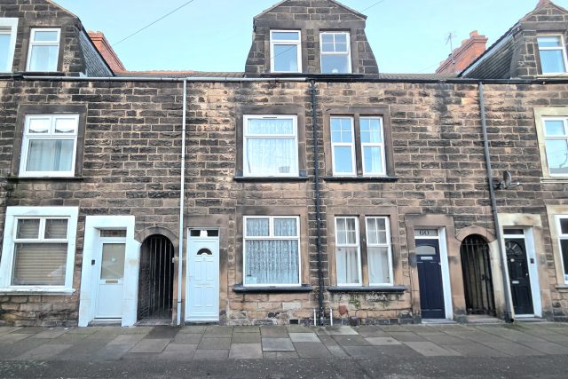 4 Bed Terraced House For Sale (LE2)